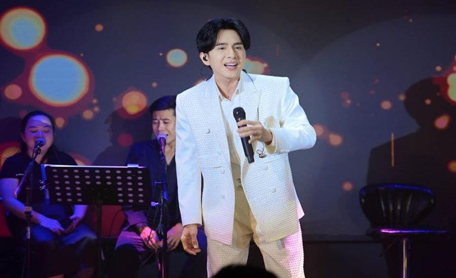 Đan Trường: “Đời nghệ sĩ hào nhoáng nhưng nhiều khi rất cô đơn”