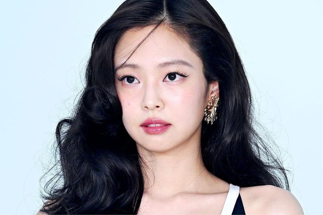 Thành viên cuối cùng của Blackpink xin lỗi sau sự kiện kỷ niệm 10 năm