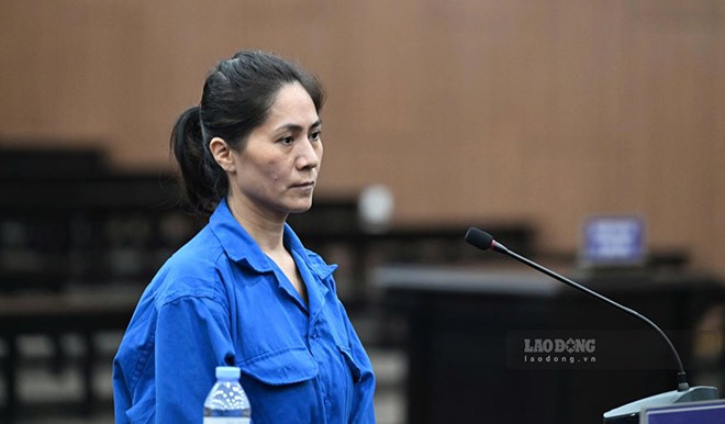 Mở lại phiên tòa vụ hủy show Về đây bốn cánh chim trời