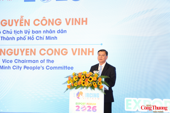 Ông Nguyễn Công Vinh, Phó Chủ tịch UBND TP. Hồ Chí Minh phát biểu tại lễ khai mạc.