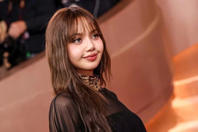 Lisa (Blackpink) tiết lộ từng thiếu tự tin khi phát triển sự nghiệp solo