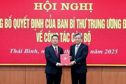 Chân dung tân Chủ tịch UBND tỉnh Thái Bình Nguyễn Mạnh Hùng