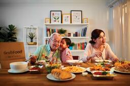 Grab ra mắt gói giải pháp phục vụ cả gia đình