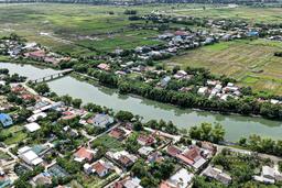 Cận cảnh các điểm sạt lở bên sông Bồ