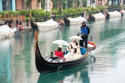 Ocean City "bùng nổ" trước giờ G: Fan Việt và quốc tế cuồng nhiệt đổ về, tạo nên trải nghiệm âm nhạc hiếm có