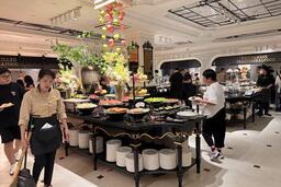 Nhiều cửa hàng ăn uống nổi tiếng ở Hà Nội đóng cửa: Khi doanh thu lớn không cõng nổi chi phí