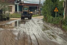 Dự án đường dân sinh gặp khó vì doanh nghiệp điện gió rút cam kết
