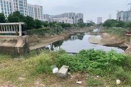 Dự án đường ven sông Cầu Ngà ì ạch tiến độ do vướng mặt bằng