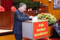 Tổng Bí thư Tô Lâm và các lãnh đạo Đảng, Nhà nước quyên góp ủng hộ đồng bào bão lũ