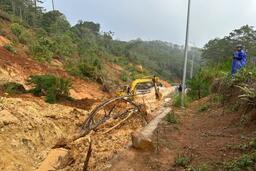 Di dời gấp hàng nghìn hộ dân tránh sạt lở đảm bảo an toàn lâu dài