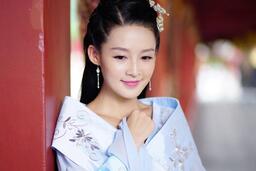 Lý Thấm và hành trình trưởng thành trong năm 2025