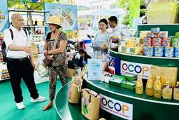 Xuất khẩu tại chỗ: Khi OCOP là 'đại sứ văn hóa'