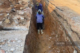 Kè chống sạt lở 50 tỉ đồng ở Lào Cai chạy nước rút trước Tết Nguyên đán