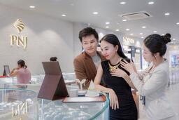 PNJ báo lãi kỷ lục, dự kiến chia cổ phiếu thưởng tỷ lệ 50%