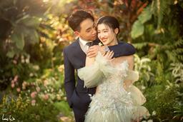 Á hậu Phương Nhi rạng rỡ trong lễ vu quy với con trai tỉ phú