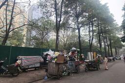 Nhiều điểm tập kết rác ở Hà Nội thành “điểm đen” về ô nhiễm