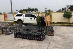 Phát hiện, bắt giữ 390 bình khí cười vận chuyển trái phép tại Quảng Ninh