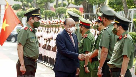 Hình ảnh Chủ tịch nước chúc Tết Công an Thành phố Hồ Chí Minh