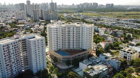Địa ốc Hoàng Quân (HQC) bán vốn 3 công ty thành viên cho nhiều cá nhân