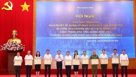 Quảng Ninh tăng cường kiểm tra, giám sát, quyết tâm giữ vững ngôi đầu về Chỉ số năng lực cạnh tranh cấp tỉnh