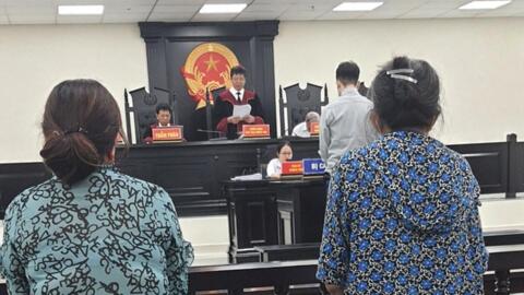 Nam y sỹ lừa chạy việc vào bệnh viện lĩnh án
