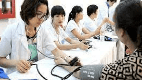 Nâng cao công tác chăm sóc sức khỏe Nhân dân; chủ động thích ứng linh hoạt, góp phần phục hồi nhanh, phát triển bền vững