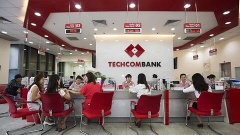 Techcombank vững vị thế từ chuyển đổi số: Thu hút đến 1,4 triệu khách hàng mới trong 6 tháng đầu năm, CASA trở lại đà tăng