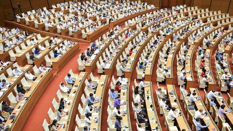 Hôm nay, Quốc hội tiếp tục thảo luận về đánh giá kết quả thực hiện kế hoạch phát triển KT-XH