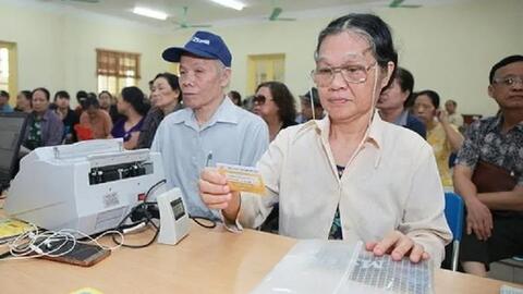 Chi trả lương hưu, trợ cấp bảo hiểm xã hội hơn 10.400 tỷ đồng