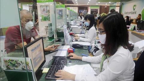 Yếu tố nào chi phối lợi nhuận ngân hàng nửa đầu năm 2024?