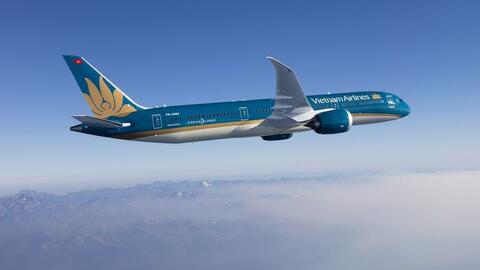 Báo lãi hơn 1 nghìn tỷ đồng trong quý II, Vietnam Airlines còn lỗ lũy kế bao nhiêu?