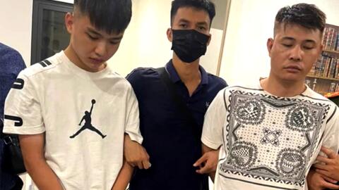 Bắt 2 thanh niên đang trên đường mang ma túy đi “tiếp thị”