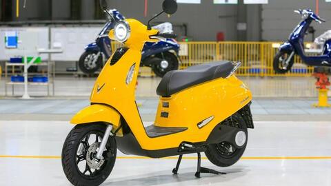 Giá xe máy điện VinFast 4/3: Giá thấp nhất 25,9 triệu kèm pin