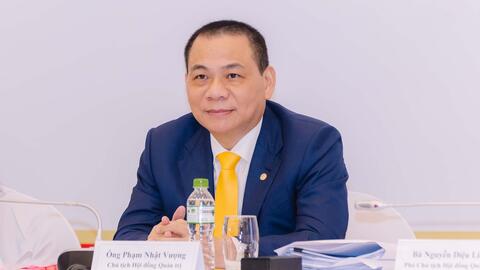 Tỷ phú Phạm Nhật Vượng trở thành người Việt Nam đầu tiên sở hữu khối tài sản lên đến 9 tỷ USD
