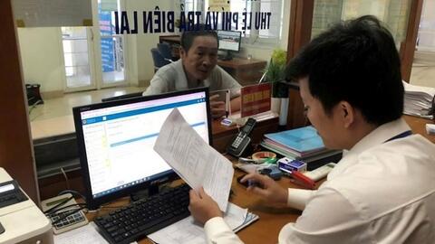 Phụ cấp của cán bộ khi chờ sửa chính sách tiền lương