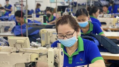 Người lao động mong cải thiện chính sách về tiền lương, nhà ở