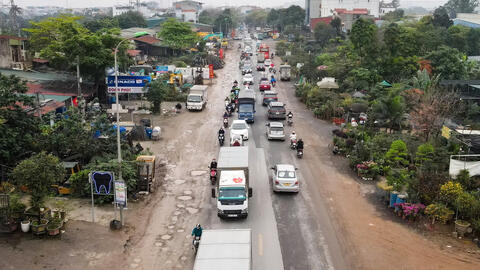 Loạt cầu đang được xây trên tuyến đường huyết mạch ở Hà Nội