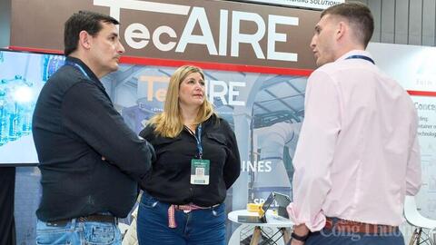 Doanh nghiệp chế biến, bao bì chuyển đổi để giữ đơn hàng