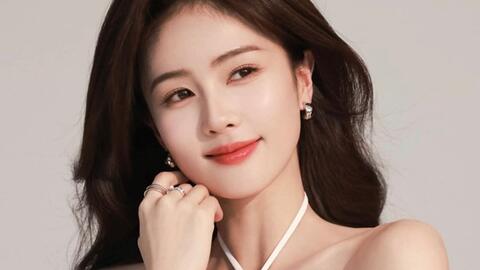 Bạch Lộc phản ứng khi khán giả hỏi bí quyết giảm cân