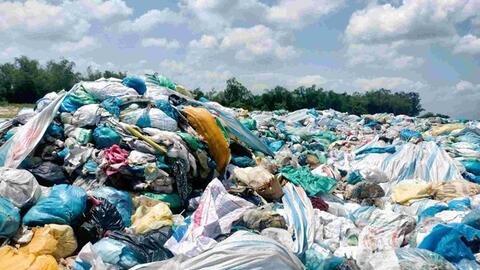 Hàng nghìn tấn rác tồn ứ, bủa vây vùng ven Đà Nẵng