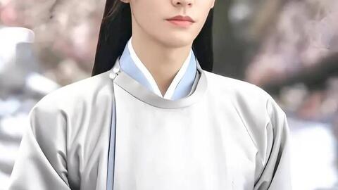 Cung Tuấn không thể bứt phá dù phim mới có nhiều lợi thế