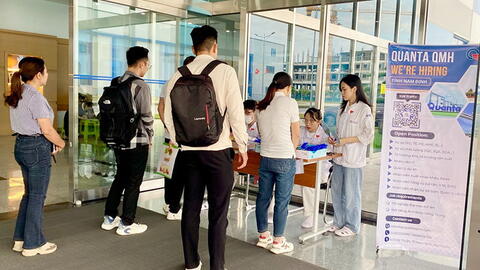 Doanh nghiệp hút lao động bằng lương cao, phúc lợi hấp dẫn