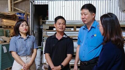 Doanh nghiệp chia sẻ khó khăn để giữ chân người lao động