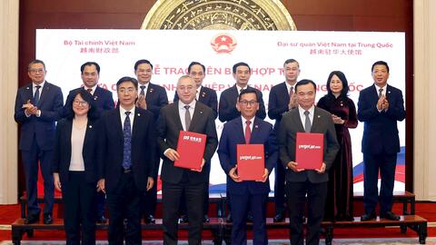 Vietjet và SPDB Financial Leasing ký kết thỏa thuận tài trợ thuê mua 10 tàu bay Comac