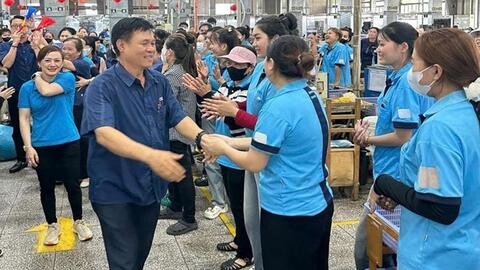 Hơn 42.000 công nhân gắn bó công ty nhờ môi trường hạnh phúc