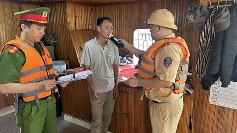 Công an Phú Thọ siết xử lý vi phạm khai thác cát, sỏi trên sông