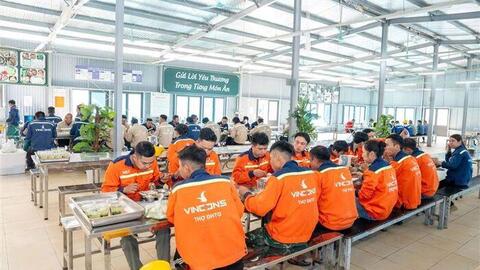 Vingroup tuyển dụng giai đoạn 1 hơn 20.000 lao động làm việc tại KĐT Thể thao Quốc tế Hà Nội