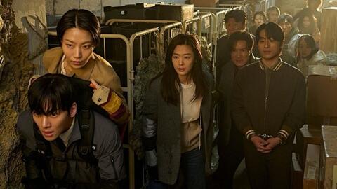 Phim của Jun Ji Hyun, Ji Chang Wook mở rộng thế giới zombie Hàn Quốc