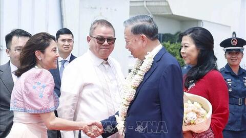 Tổng Bí thư, Chủ tịch nước Tô Lâm và Phu nhân đến thủ đô Manila thăm cấp Nhà nước Cộng hòa Philippines