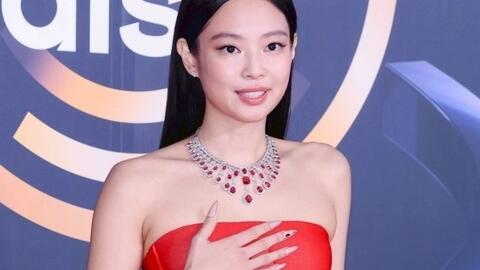 Jennie (Blackpink) là nữ nghệ sĩ có thu nhập cao nhất Hàn Quốc